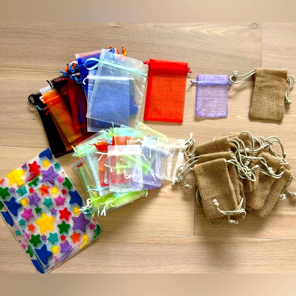 NEW Gifting Boxes, Materials, Bags